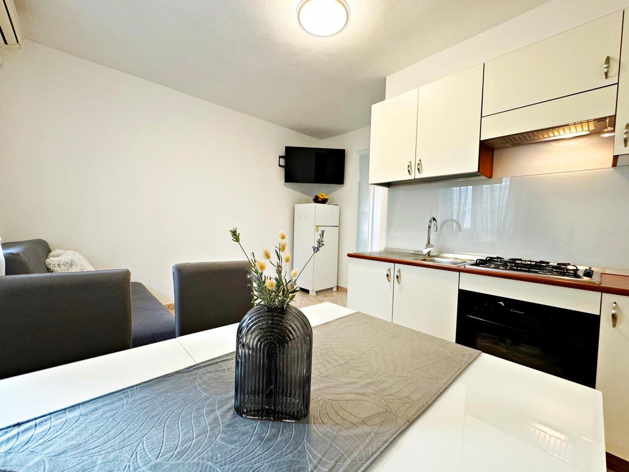 Apartment Baloevic พอสติรา ภายนอก รูปภาพ